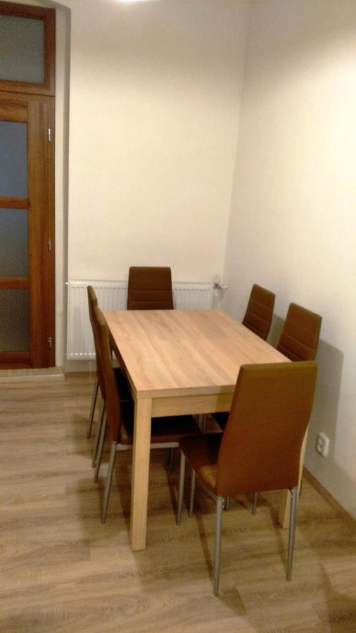 Apartmany Kukacci Hnizdo Benesov nad Ploucnici Bagian luar foto